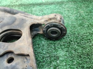 Рычаг передний левый HONDA STEPWGN OEM 51360S47013 RF1 1999