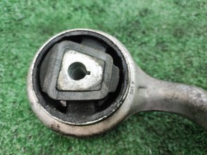 Рычаг передний левый BMW 1 SERIES OEM 31122405861 E87 2007