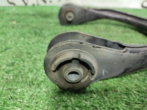 Рычаг передний правый LEXUS IS250 OEM 4861059065 GSE20 2007