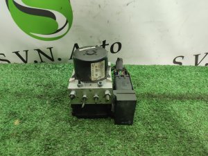 Блок abs A2045455232 MERCEDES-BENZ 204.252