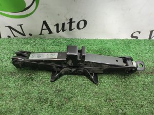 Домкрат 850 кг SUBARU IMPREZA