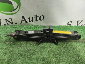 Домкрат 1100 кг TOYOTA ARISTO, CELSIOR