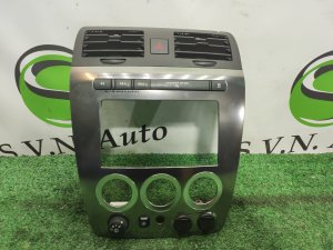 Рамка магнитофона HUMMER H3 OEM 20756985 2007