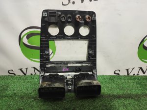 Рамка магнитофона HUMMER H3 OEM 20756985 2007