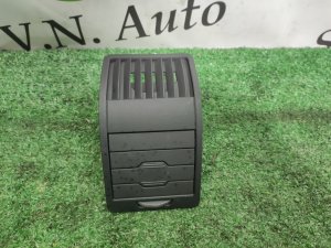 Дефлектор обдува салона правый HUMMER H3 OEM 25816720, 15797628 2007