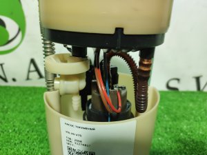 Насос топливный VOLVO V70 OEM 31274817 BW 2008