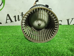 Мотор печки NISSAN NOTE OEM 272261HD0A E12 2013