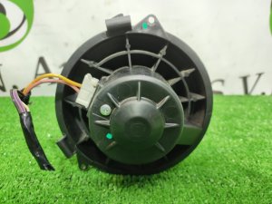 Мотор печки NISSAN NOTE OEM 272261HD0A E12 2013