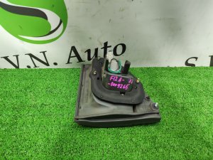 Стоп сигнал правый MITSUBISHI DIAMANTE OEM MR162878 F12A 1994