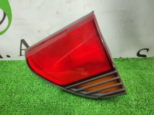 Стоп сигнал правый MITSUBISHI DIAMANTE OEM MR162878 F12A 1994