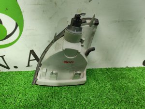 Указатель поворота передний правый MITSUBISHI DIAMANTE OEM MB617872 F12A 1994
