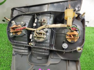 Стоп сигнал правый SUBARU LEGACY OEM 84201AG061 BL5 2005