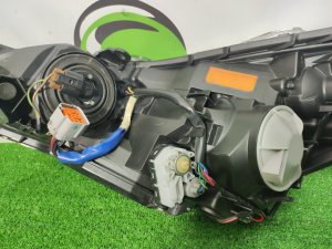 Фара правая 100-20066 SUBARU OUTBACK OEM 84001AJ080 BR9 2011