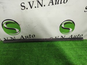 Уплотнитель двери (нижний) передний, левый 80839JG000 NISSAN X-TRAIL