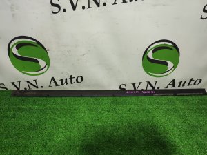 Уплотнитель двери (нижний) передний, правый 80838JG000 NISSAN X-TRAIL