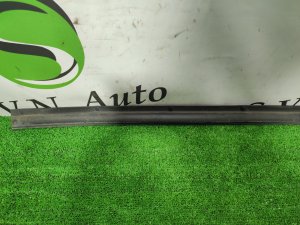 Уплотнитель двери (нижний) передний, правый NISSAN X-TRAIL OEM 80838JG000 DNT31 2010