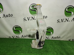 Бачок омывателя JEEP GRAND CHEROKEE WK2 2011