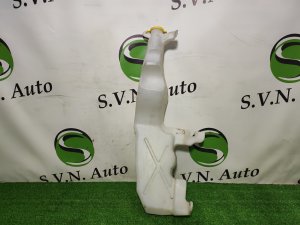 Бачок омывателя JEEP GRAND CHEROKEE WK2 2011