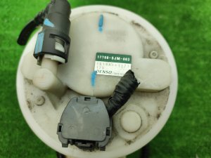 Насос топливный HONDA ELYSION OEM 17708SJM003 RR4 2007