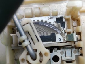 Насос топливный TOYOTA NOAH/VOXY OEM 2322128040 AZR60 2005