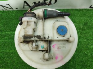 Насос топливный RENAULT KANGOO OEM 8200155188 KW0D 2011