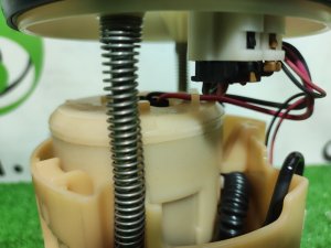 Насос топливный HONDA FREED SPIKE OEM 17708SYY013 GB3 2010