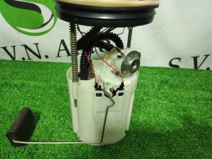 Насос топливный VOLVO V50 OEM 31261425 2005