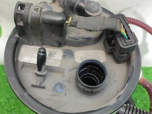 Насос топливный VOLVO XC70 OEM 30792745AA УНИВЕСАЛ 2008