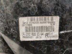 Стоп сигнал правый (универсал) MERCEDES-BENZ E-CLASS OEM A2128202064 W212 2011