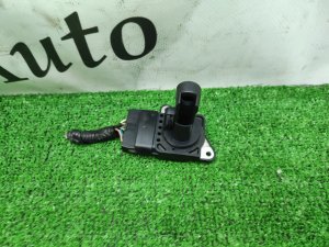 Датчик массового расхода воздуха MAZDA ATENZA OEM 1974002240 GG3P 2005