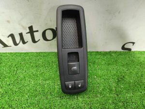 Кнопка стеклоподъемника передняя правая 68030822AC JEEP GRAND CHEROKEE
