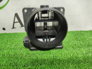 Датчик массового расхода воздуха MITSUBISHI AIRTREK OEM MD336503 CU2W 2004