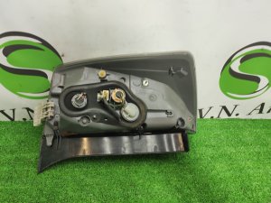 Стоп сигнал правый 47-37 TOYOTA PRIUS OEM 8155047122 ZVW30 2010