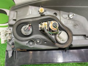 Стоп сигнал правый 47-37 TOYOTA PRIUS OEM 8155047122 ZVW30 2010