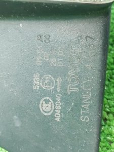 Стоп сигнал правый 47-37 TOYOTA PRIUS OEM 8155047122 ZVW30 2010