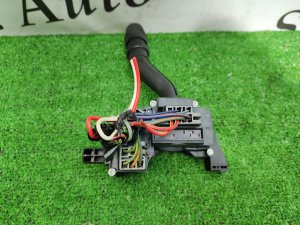 Переключатель подрулевой LINCOLN NAVIGATOR UN173 2001