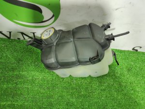 Расширительный бачок VOLVO V70 OEM 31200320 BW 2008