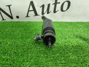 Насос омывателя VOLVO V70 OEM 30655138 BW 2008