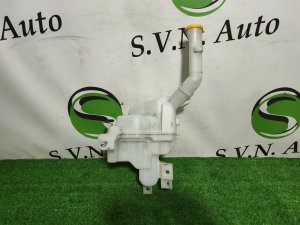 Бачок омывателя BBM467480 MAZDA AXELA