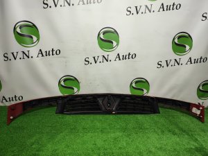 Решетка радиатора RENAULT KANGOO OEM 8200331208 KW0D 2011