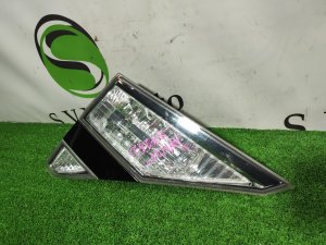 Стоп сигнал правый TOYOTA ALPHARD OEM 8158058150 ANH20 2011