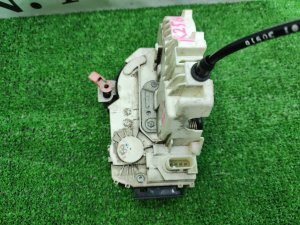 Замок двери передней левой (правый руль) JEEP GRAND CHEROKEE OEM 4560131AD WK2 2011