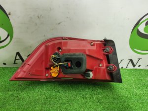 Стоп сигнал правый VOLKSWAGEN PASSAT OEM 2SK01074602 2013