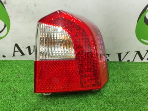 Стоп сигнал правый 30698984 VOLVO XC70