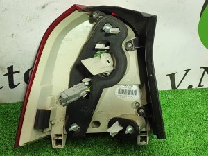 Стоп сигнал правый VOLVO XC70 OEM 30698984 УНИВЕСАЛ 2008