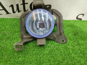 Фара противотуманная передняя, правая MITSUBISHI EK WAGON