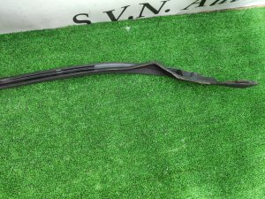 Молдинг лобового стекла правый VOLVO V40 OEM 31378573 MW 2014