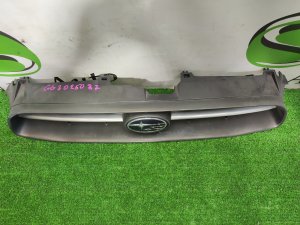 Решетка радиатора SUBARU IMPREZA OEM 91121FE150 GG3 2003
