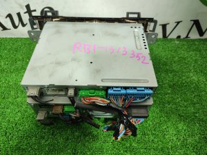 CD-Чейнджер HONDA ODYSSEY OEM 39540-SFE-N213-M1 RB1 2003