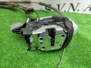 Замок двери передней правой NISSAN X-TRAIL OEM 80500JG000 DNT31 2010